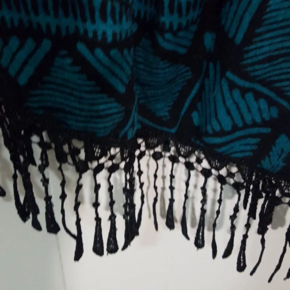 Delirious Cape - Picture 5 of 11